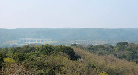 17-gard%20068-72r.jpg