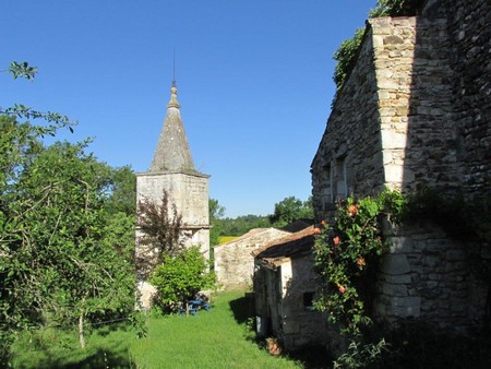 Saintes