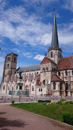 Auxonne